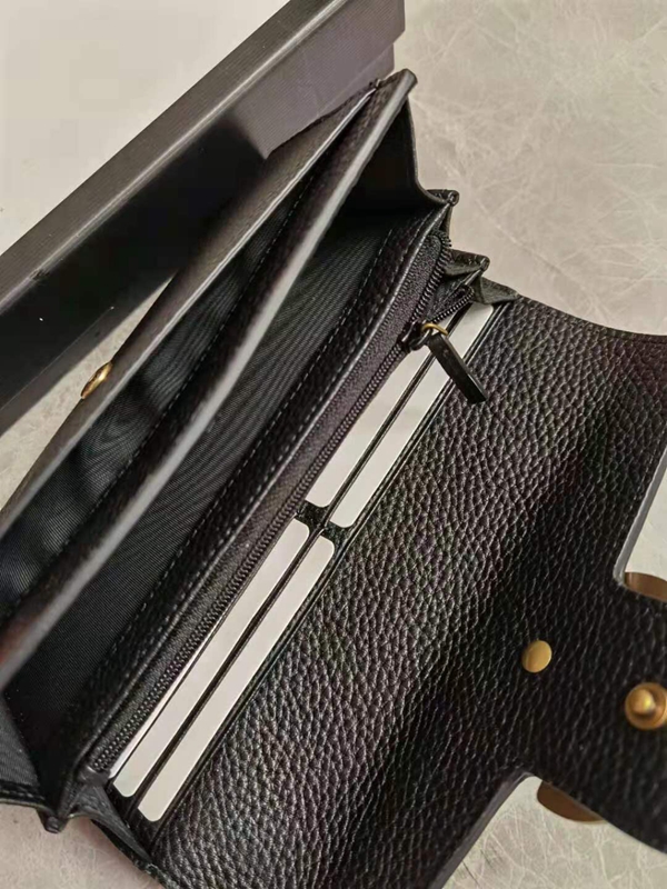 グッチ財布 レプリカ内部構造
